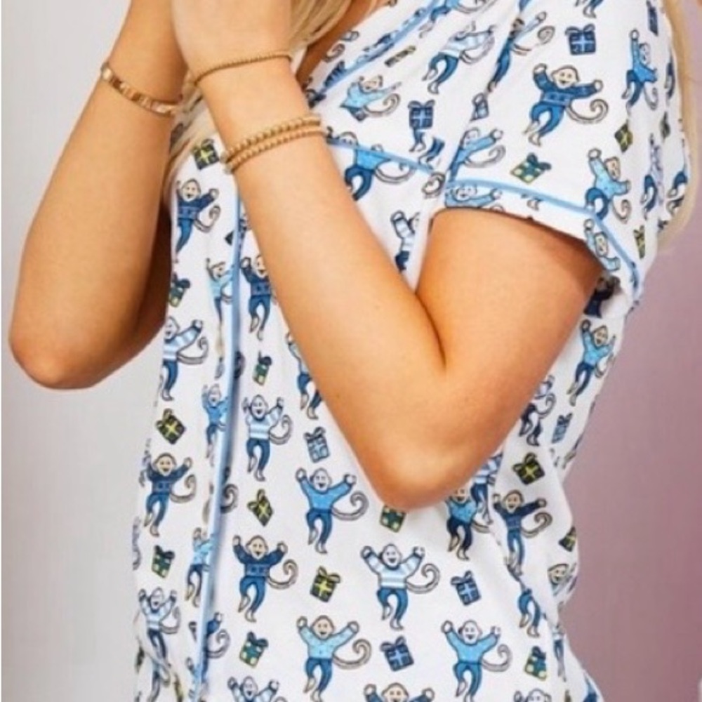 Roller Rabbit Blue Money Gifts Pajamas